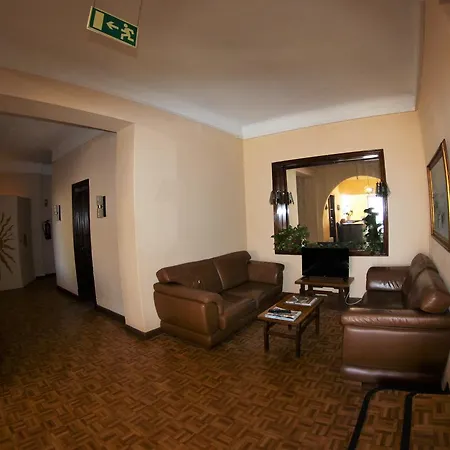Residencial Sol בית הארחה *